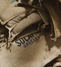 Kalo Koffie - 100% Arabica Koffiebonen - Milano Espresso - 1kg - Exclusieve Koffie 9 Kalo Koffie - 100% Arabica Koffiebonen - Milano Espresso - 1kg - Exclusieve Koffie -Koffiehuis 1091x1200