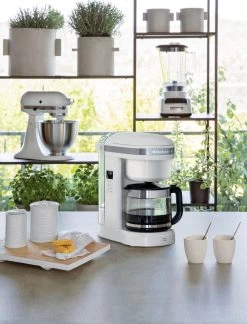 KitchenAid Filterkoffieapparaat 5KCM1208EWH WIT, 1,7 L, CLASSIC Drip-koffiezetapparaat Met Spiraalvormige Watertuit 33 KitchenAid Filterkoffieapparaat 5KCM1208EWH WIT, 1,7 L, CLASSIC Drip-koffiezetapparaat Met Spiraalvormige Watertuit -Koffiehuis kitchenaid filterkoffieapparaat 5kcm1208ewh wit 17 l classic drip koffiezetapparaat met spiraalvormige watertuit wit 14