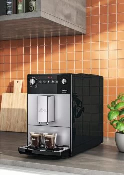 Melitta Volautomatisch Koffiezetapparaat Purista® F230-101, Zilver/zwart, Favoriete Koffie-functie, Compact & Extra Geruisloos -Koffiehuis melitta volautomatisch koffiezetapparaat purista f230 101 zilver zwart favoriete koffie functie compact extra geruisloos zilver 5